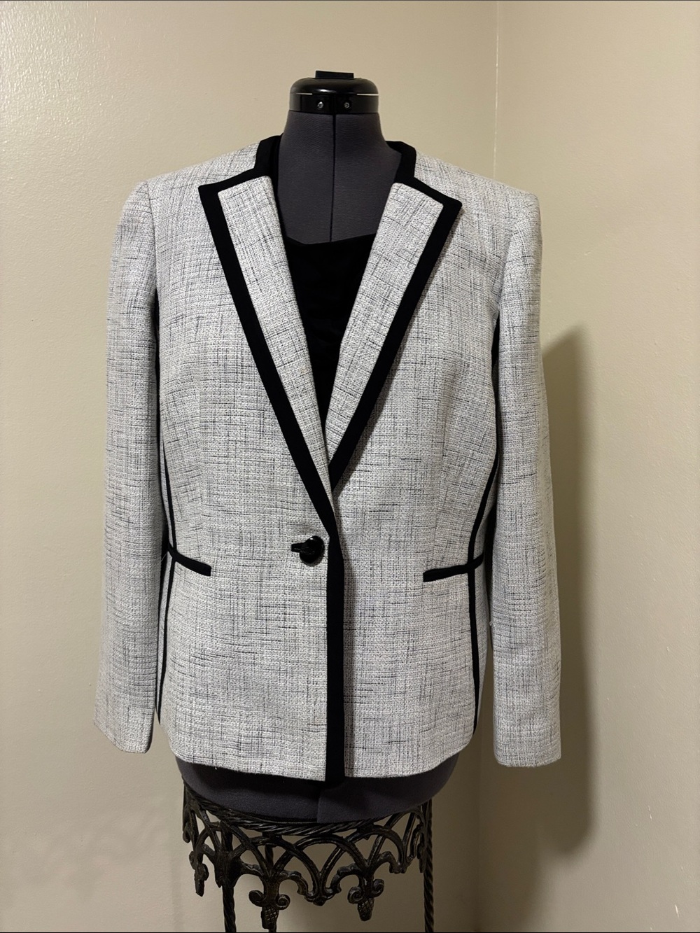 Kasper White, Black and silver Blazer with Black Trim
